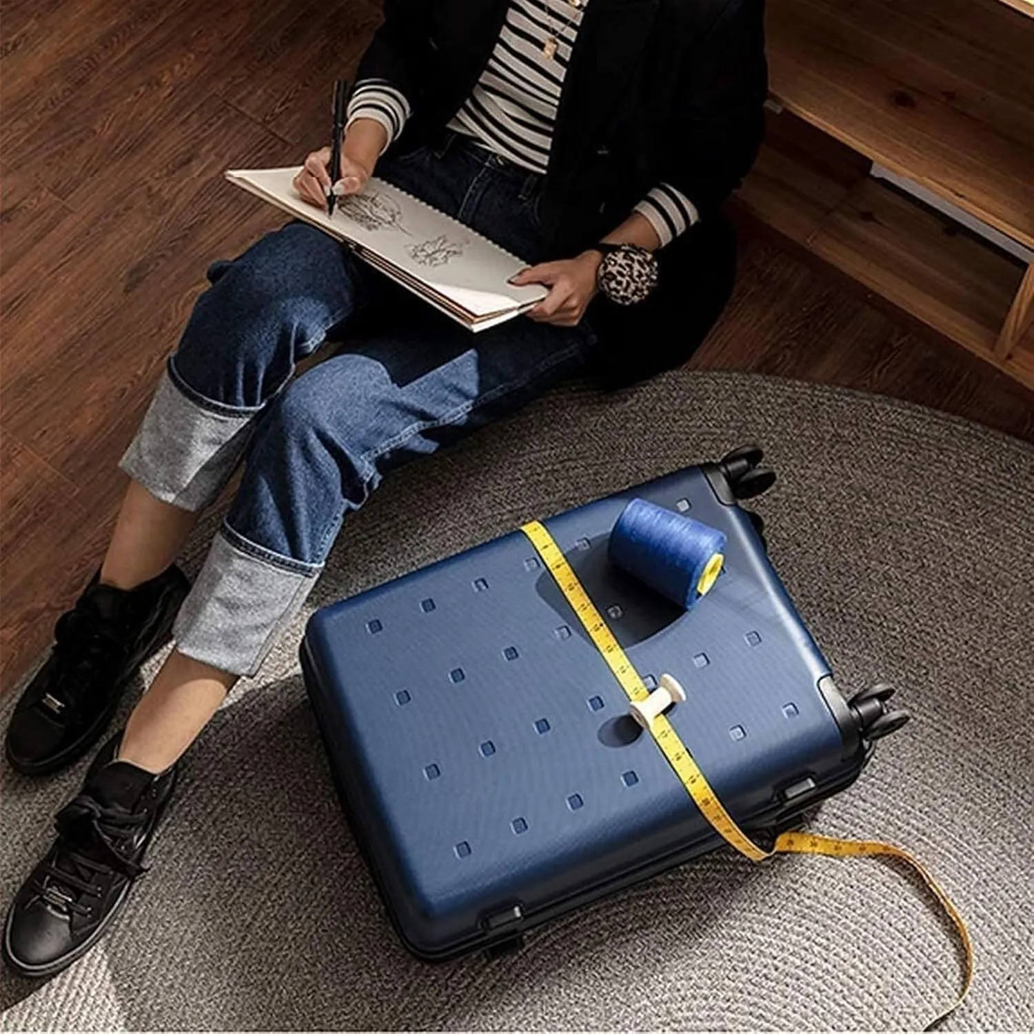 Cabin Luggage Hardside Rugged Travel Suitcase Luggage with 8 Spinner Wheels, Customs Code Lock Travel Bag