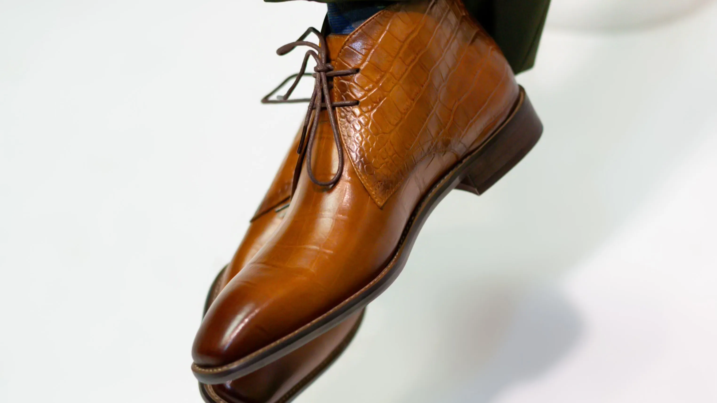 Pointed Toe Lace-Up Croc Embossed Boot