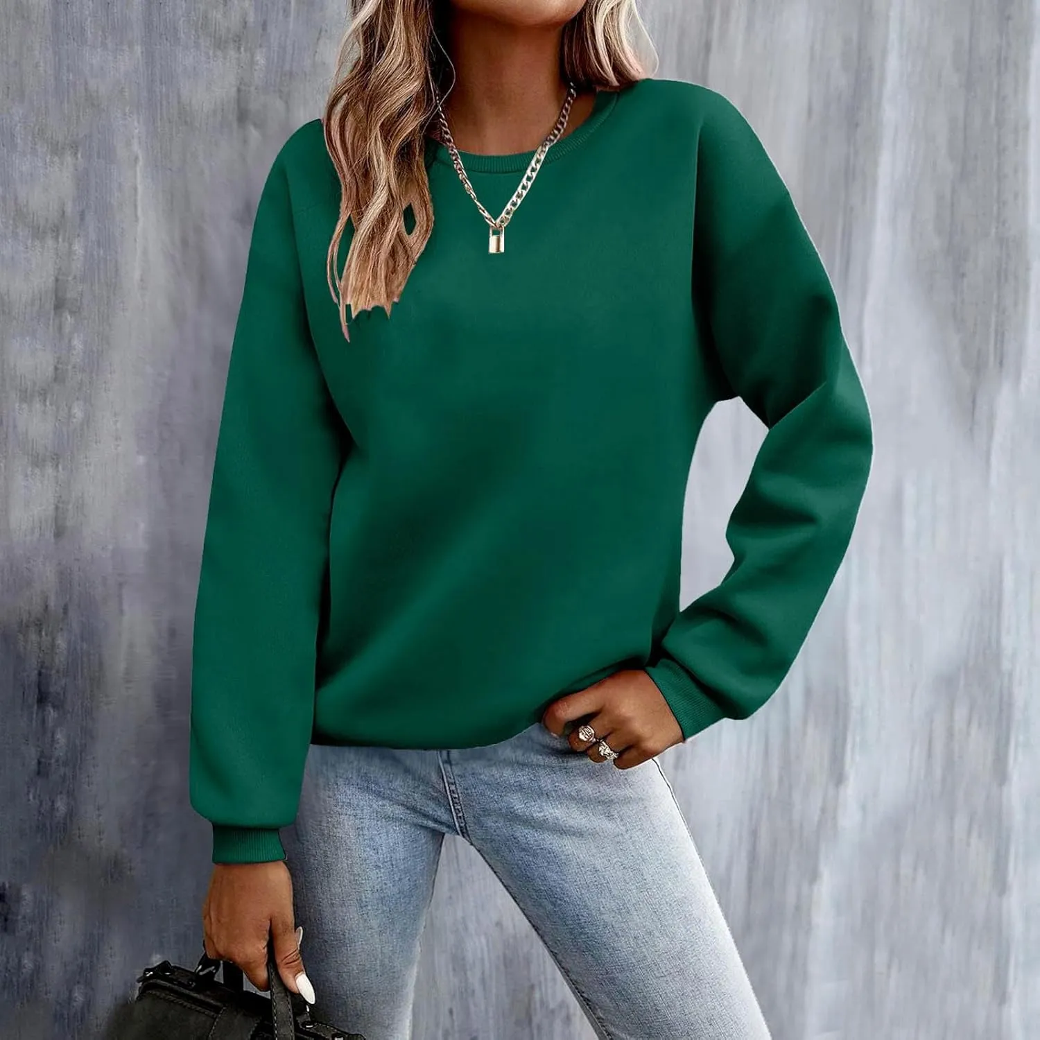 Womens Oversized Sweatshirts Cute Crewneck Long Sleeve Fleece Pullover Tops Winter Outfits Fashion Clothes 2024