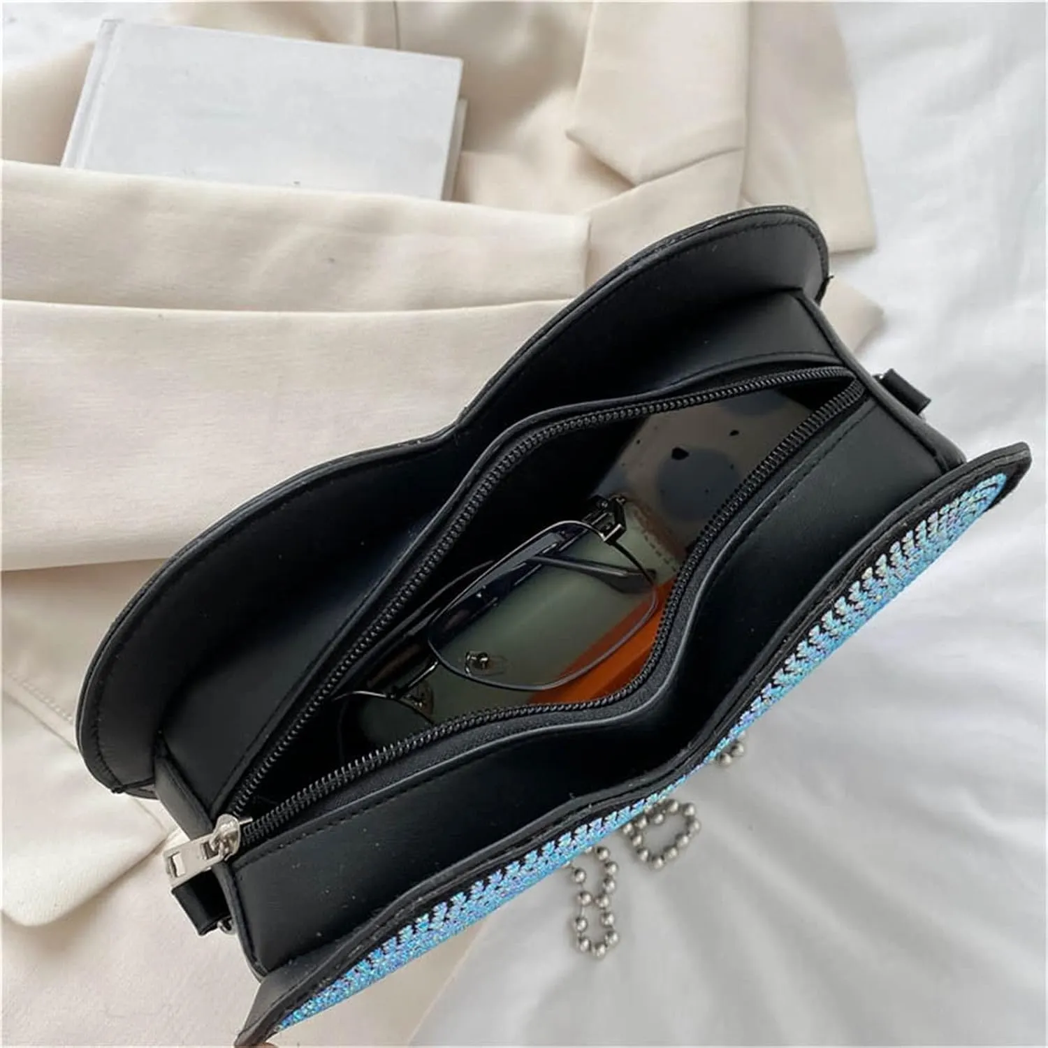 Women's Waterproof Crossbody Purses Stadium Approved with Front Pocket for Concerts Stylish Versatile Bag(One Size)
